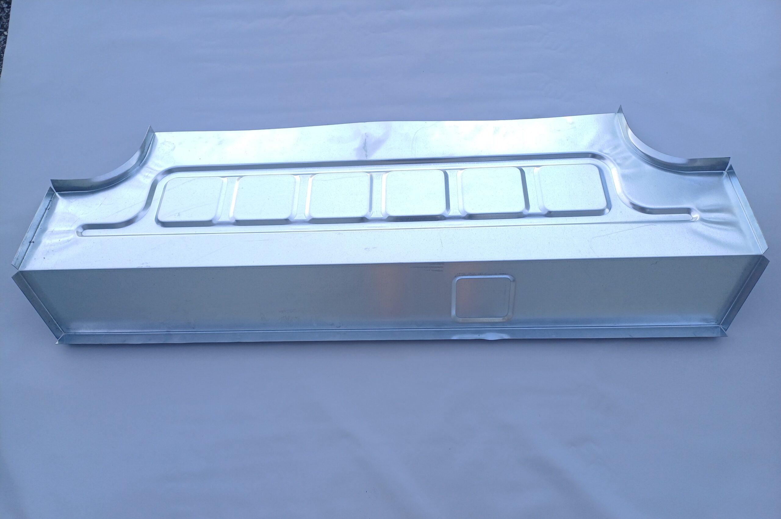 Bodenblech unter Rückbank